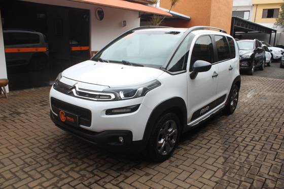 CITROËN AIRCROSS 1.6 VTI 120 FLEX LIVE EAT6 CITROËN AIRCROSS 1.6 VTI 120 FLEX LIVE EAT6